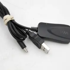 Adapter WiFi HDMI: Jak zrobić Smart TV ze starego telewizora?